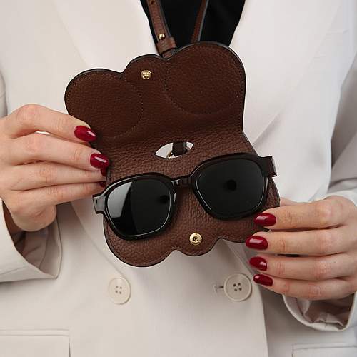 Очечник (футляр для очков) кожаный