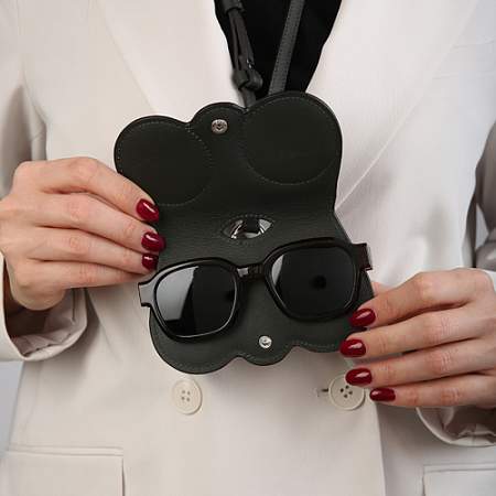 Очечник (футляр для очков) кожаный