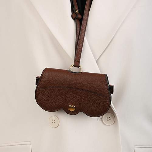 Очечник (футляр для очков) кожаный