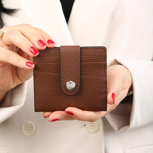 Визитница женская кожаная