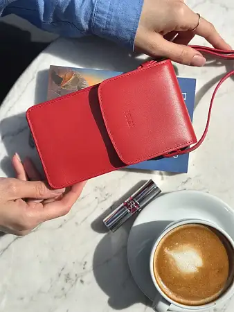 Чехол для iPhone-iPad Petek 22085P.209.10