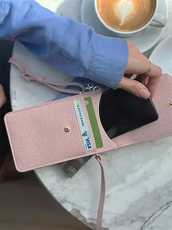 Чехол для iPhone-iPad Petek 22085P.952.135