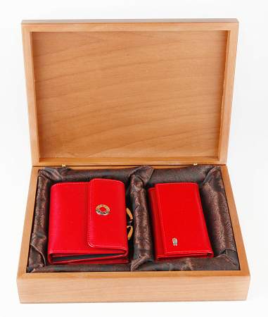 Женский подарочный набор Petek 389505.4000.10