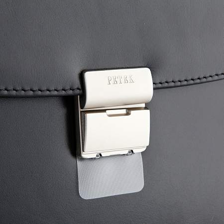 Мужской кожаный портфель Petek 777.000.01