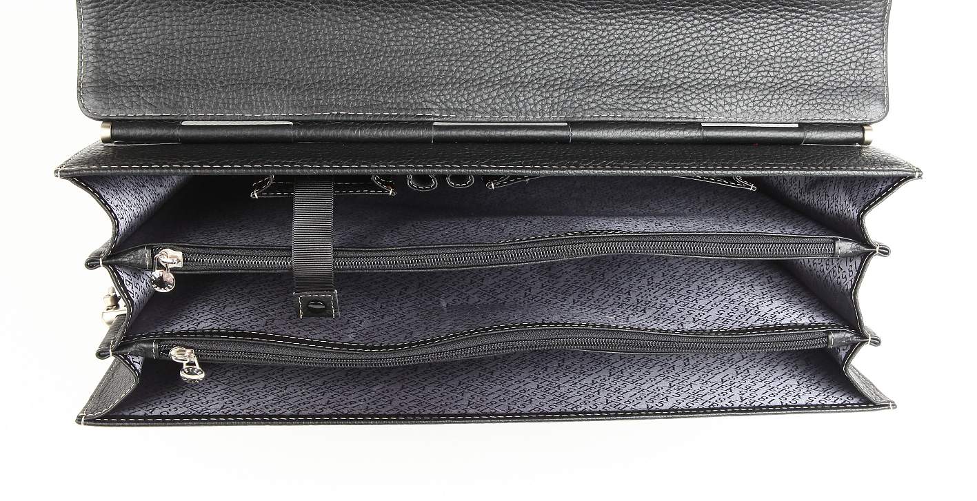 Мужской кожаный портфель Petek 824.46D.KD1